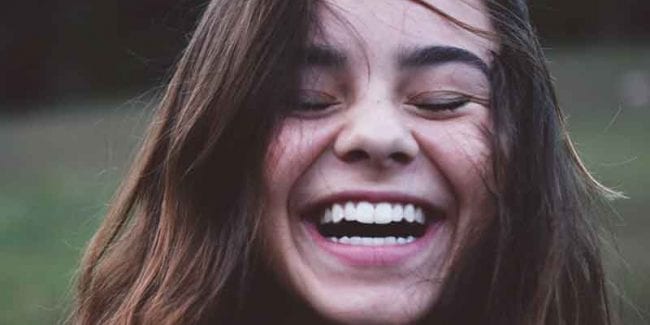 Can a Dental Crown Repair Chipped or Broken Teeth?